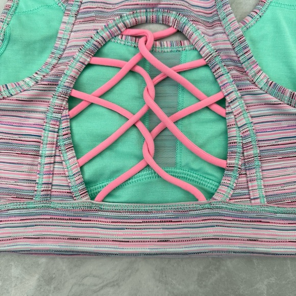 Women’s Lululemon Sweaty Or Not Sports Bra II Strappy Reflective Size 4 - Picture 10 of 16